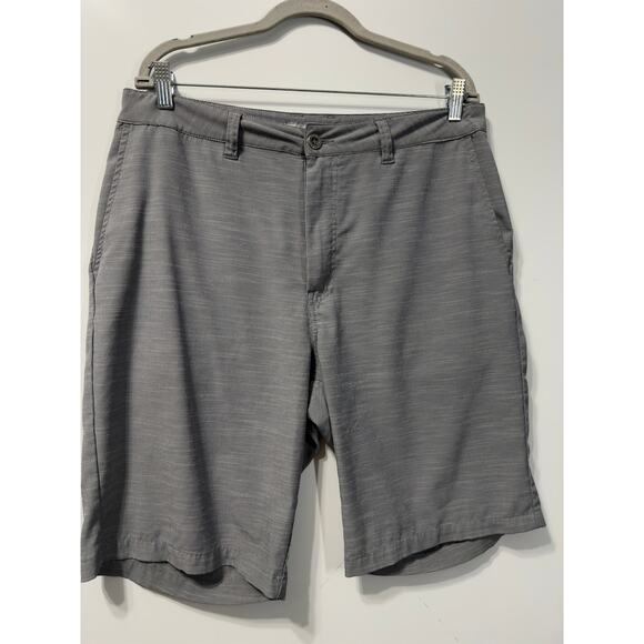 Travis Mathew Chino Shorts Golf Performance Grey Casual Preppy Men's size 36 - Picture 1 of 8